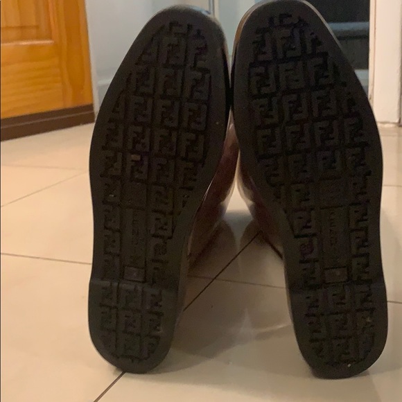 Fendi rain boots - Picture 6 of 7